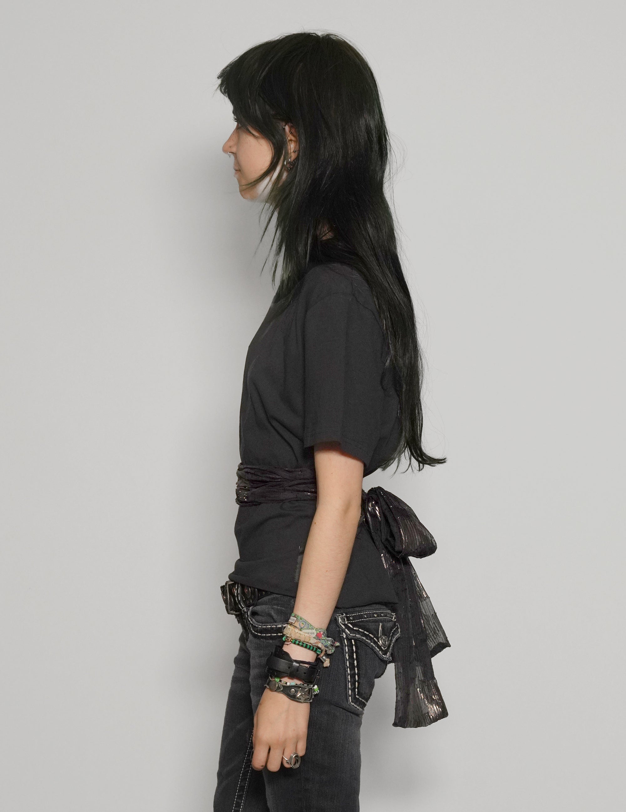 ST Lined Logo Tie-Tee in Black with Black & Gold Tie