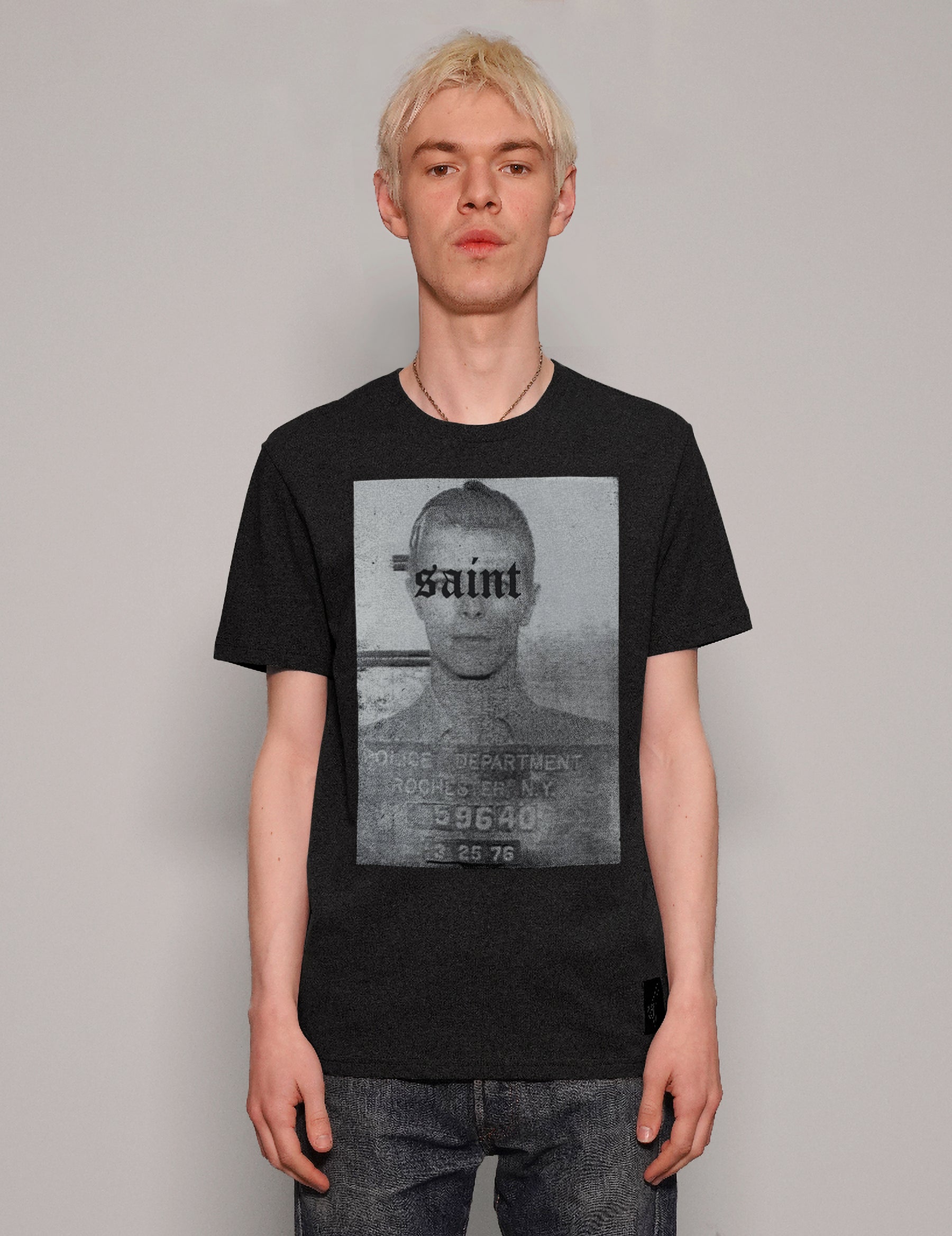 'Saint' T-Shirt in Black