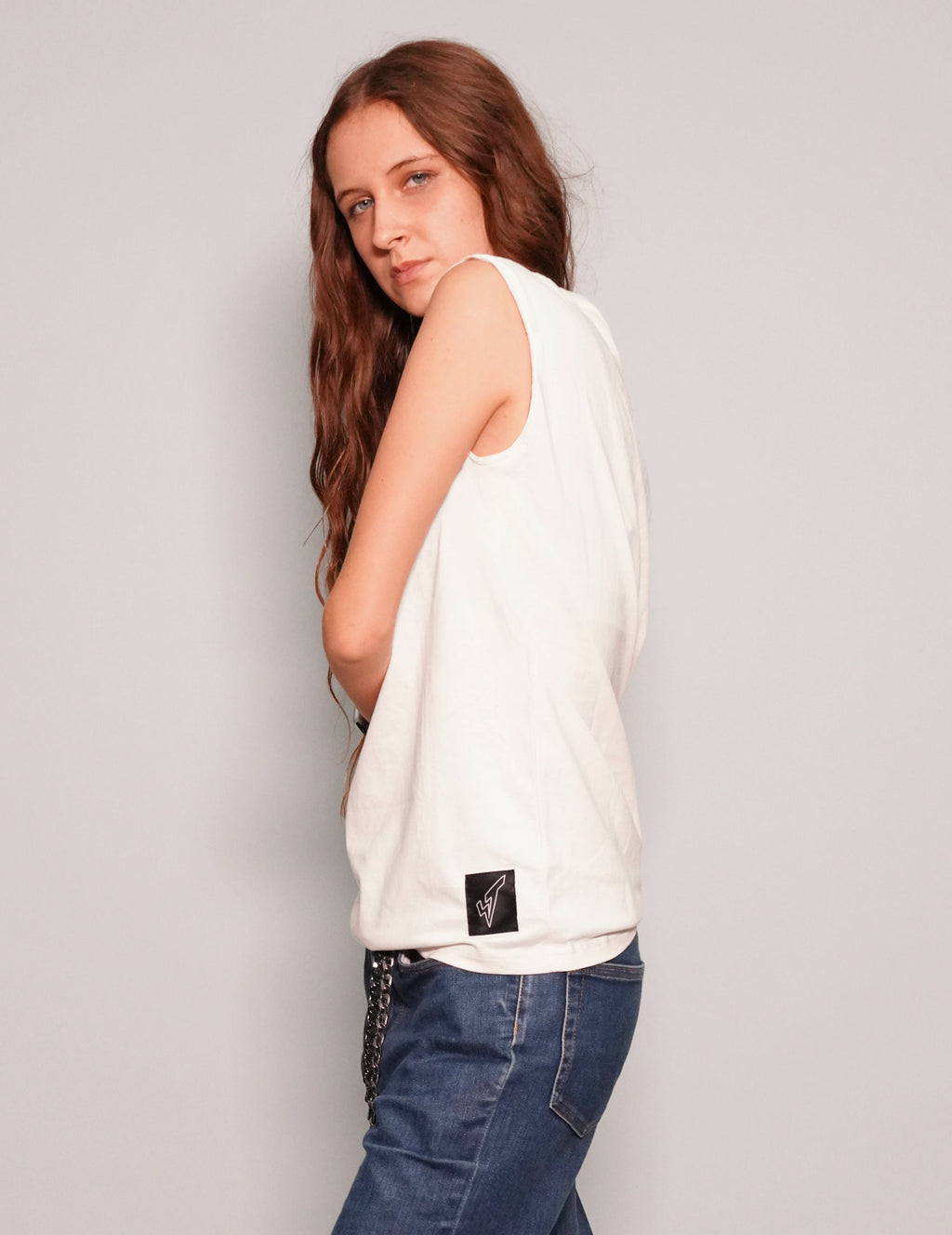 'Love Your Idols' Vest in Ecru