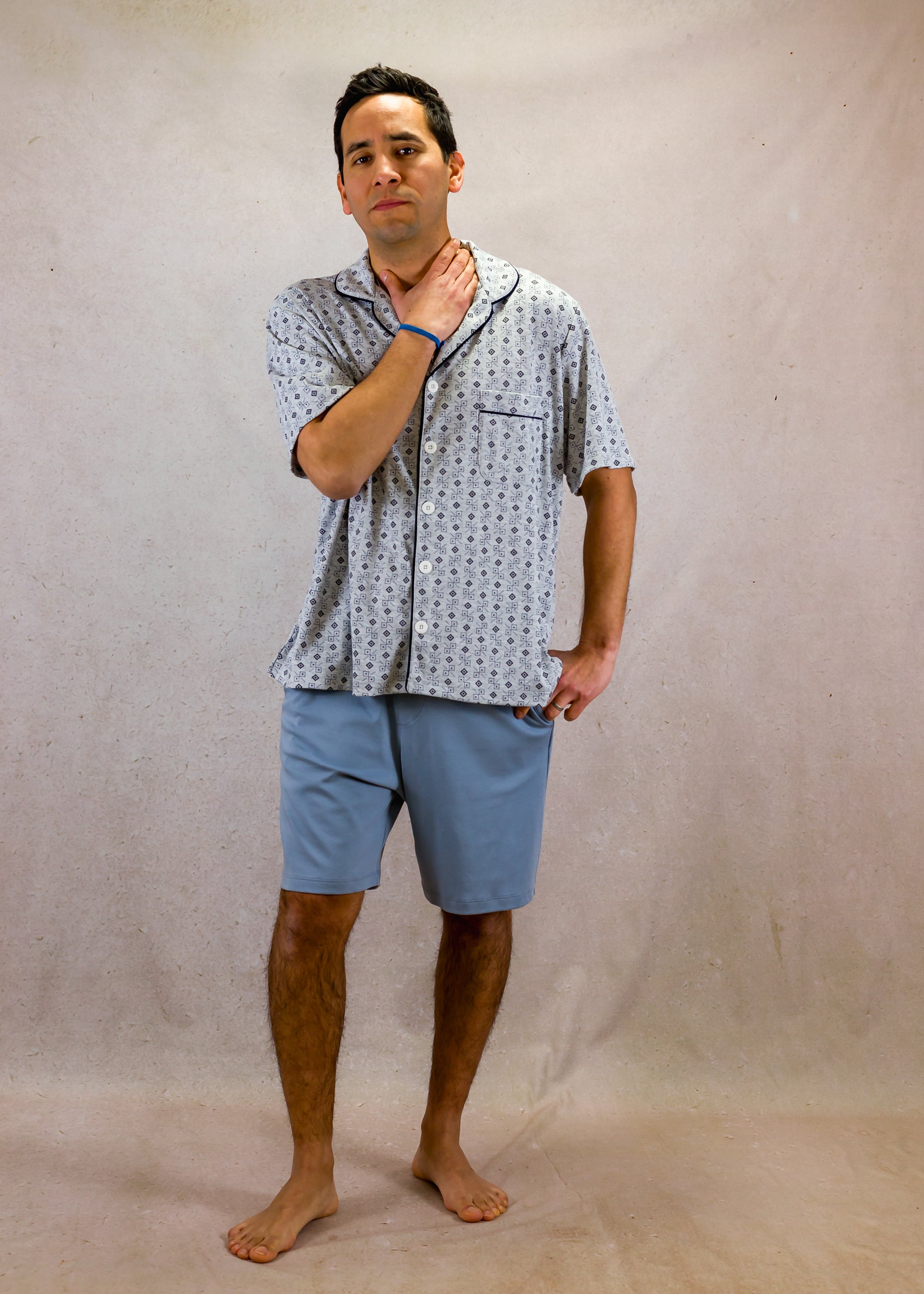 Grey squares set with short-sleeves and short