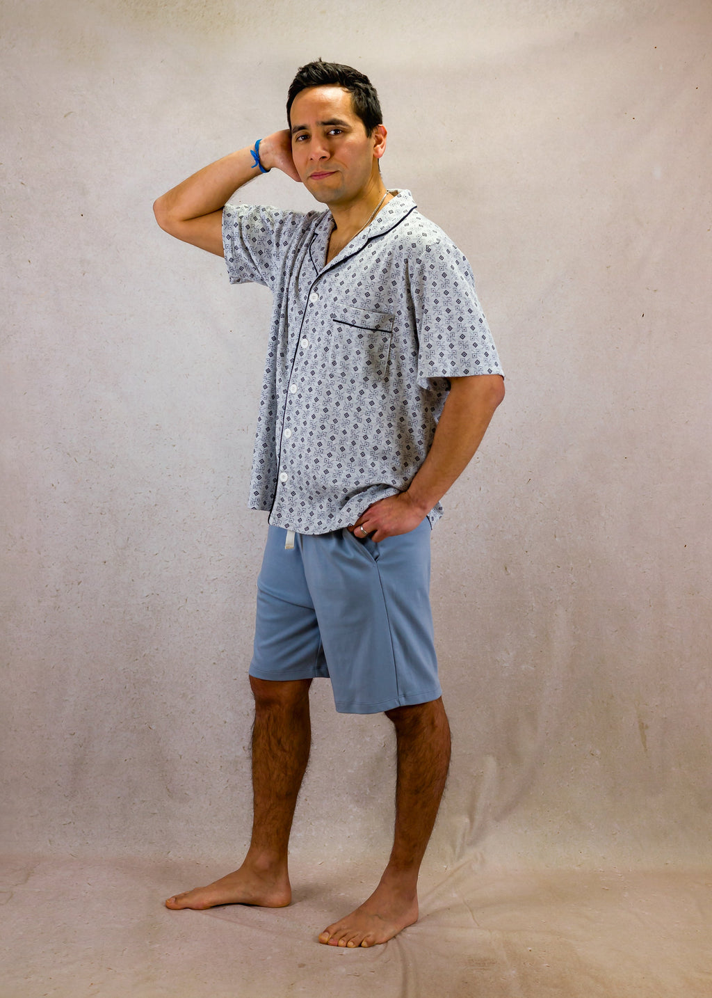 Grey squares set with short-sleeves and short