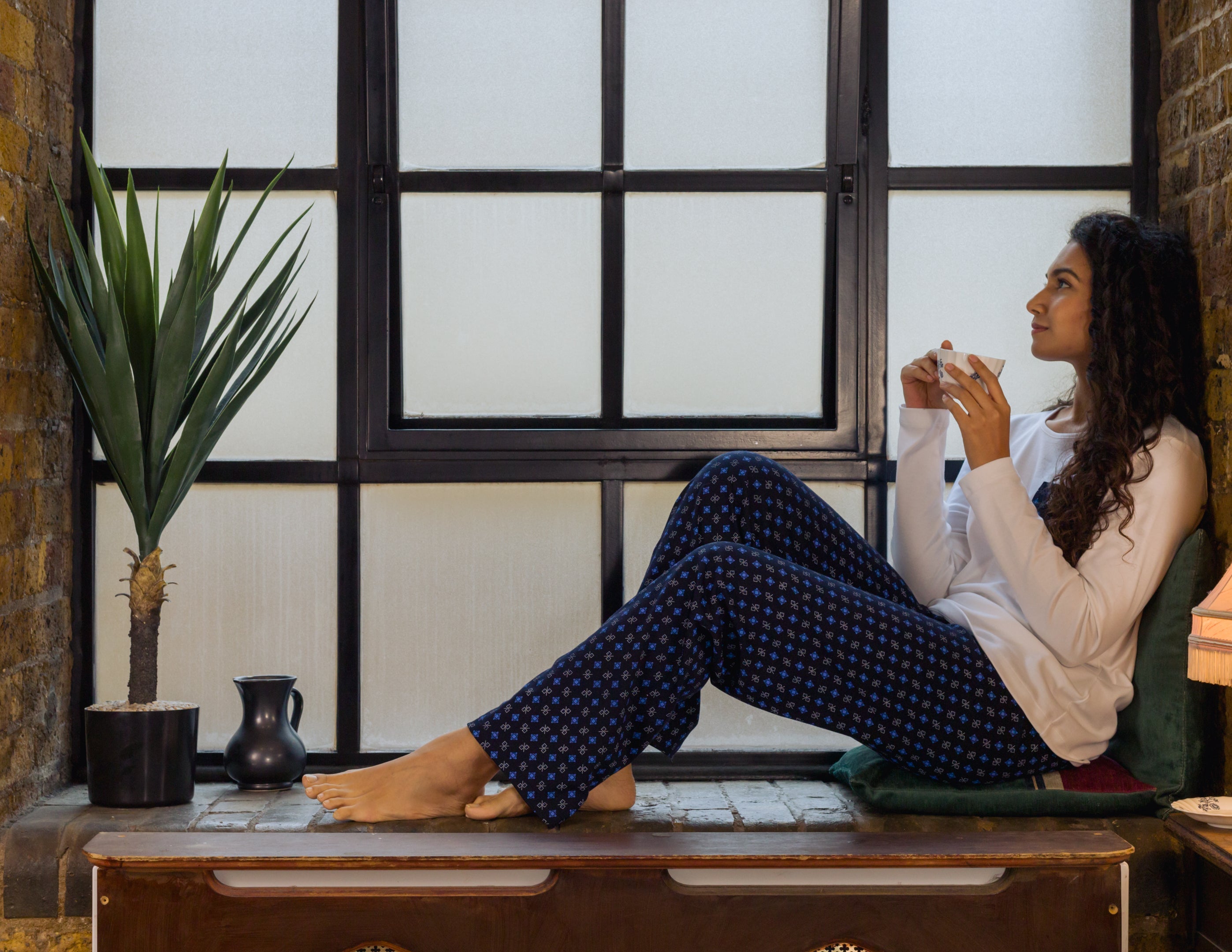 Blue & white top set with long-sleeves