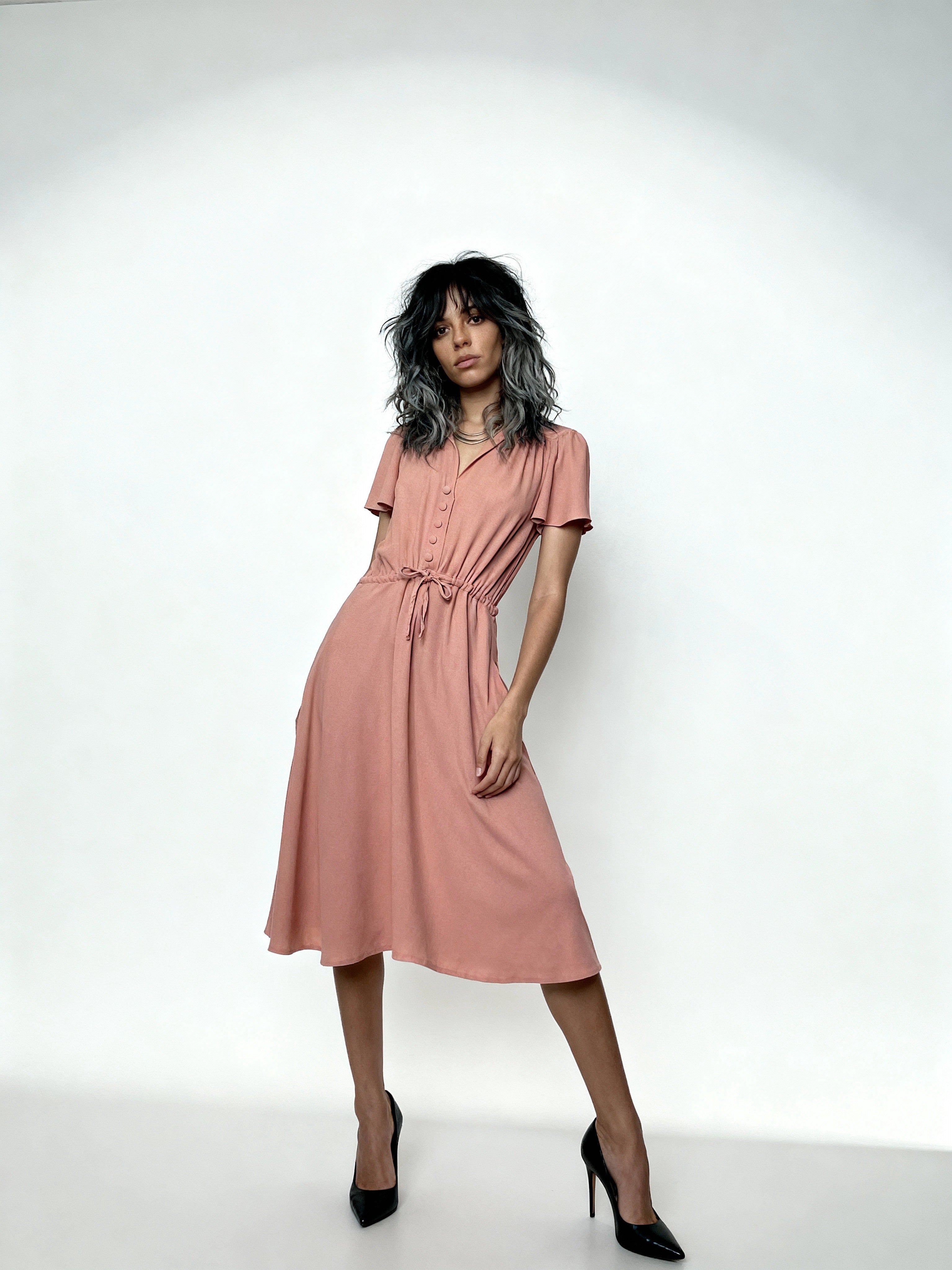 Vintage Peach Dusty Pink 1970's Radley Moss Crepe Tea Dress UK Size 12 - 14