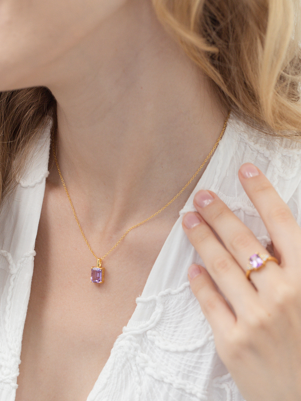Lavender Amethyst Emerald Cut Pendant Necklace in 18k Gold Vermeil