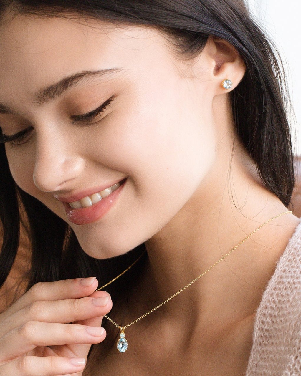 Blue Topaz Round Stud Earrings 6 mm in 18k Gold Vermeil