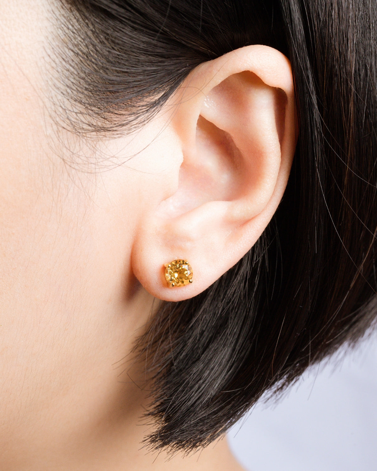 Citrine Round Stud Earrings 6 mm in 18k Gold Vermeil
