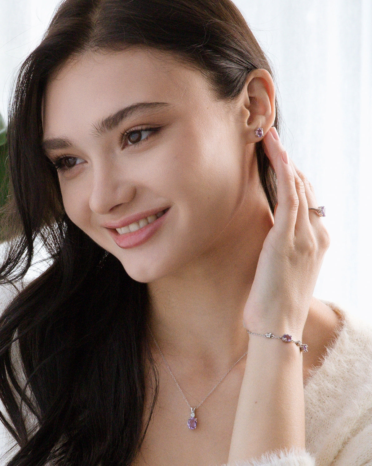 Lavender Amethyst Oval Stud Earrings in Sterling Silver