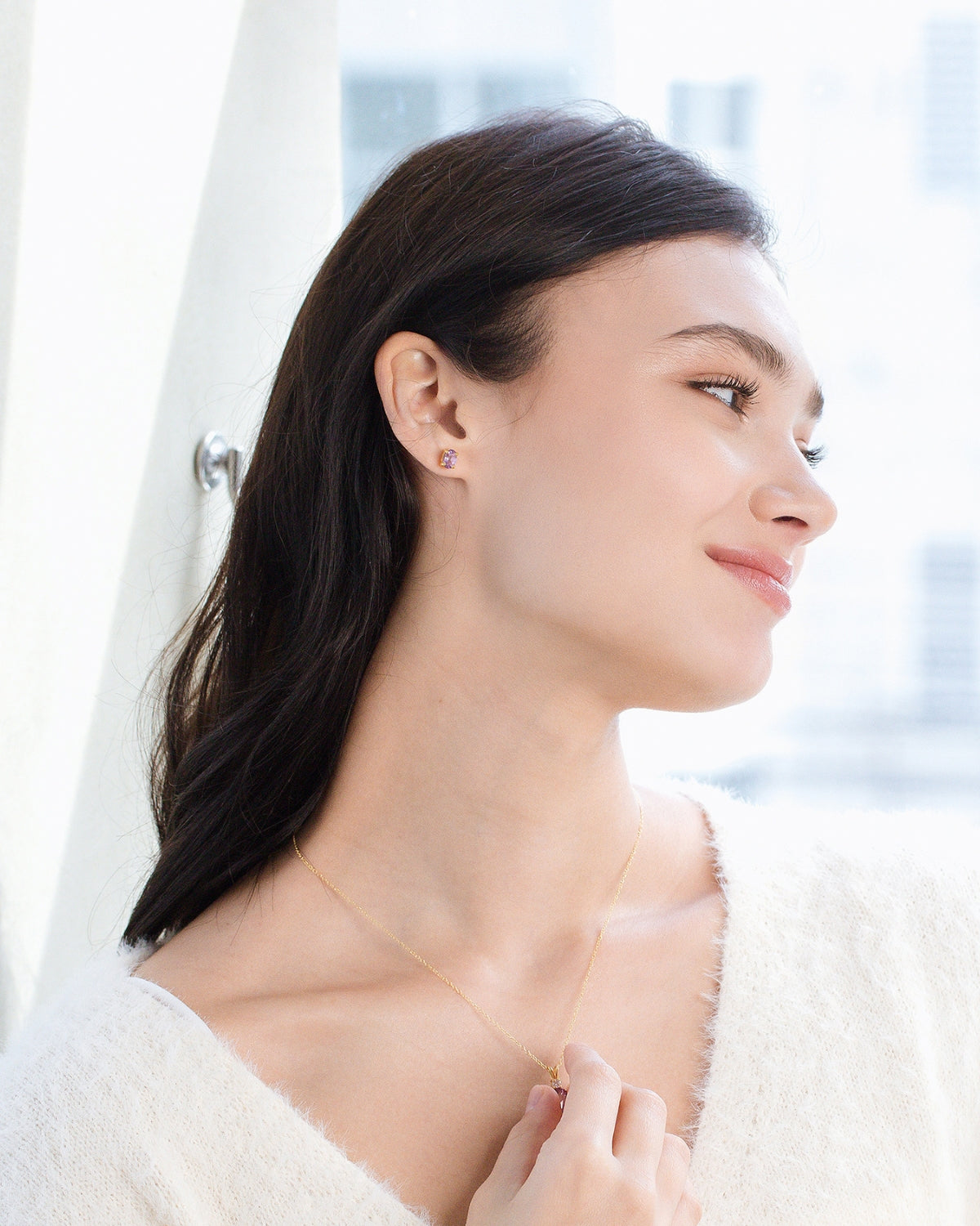 Lavender Amethyst Oval Stud Earrings in 18k Gold Vermeil