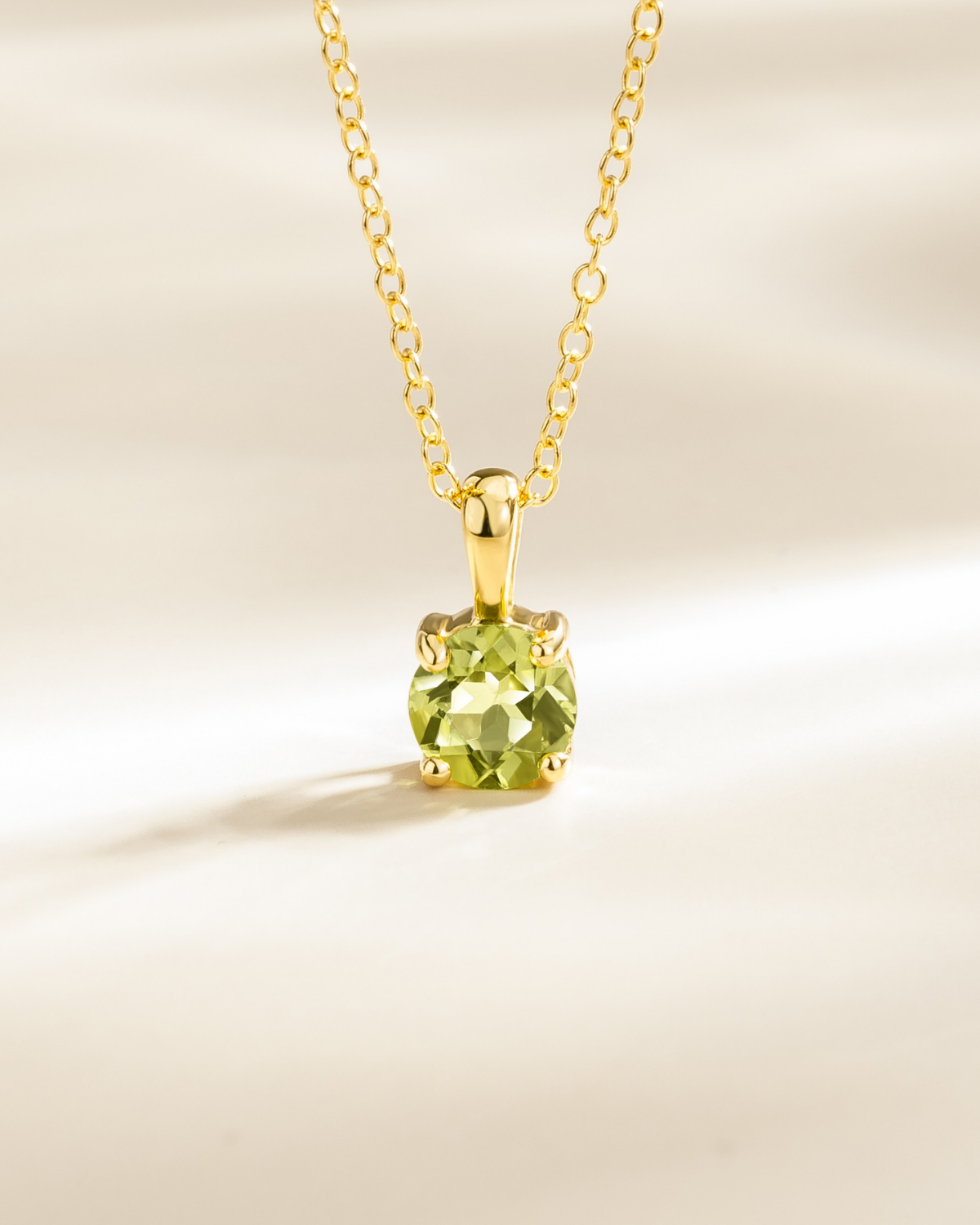 Peridot Solitaire Pendant Necklace in 18k Gold Vermeil