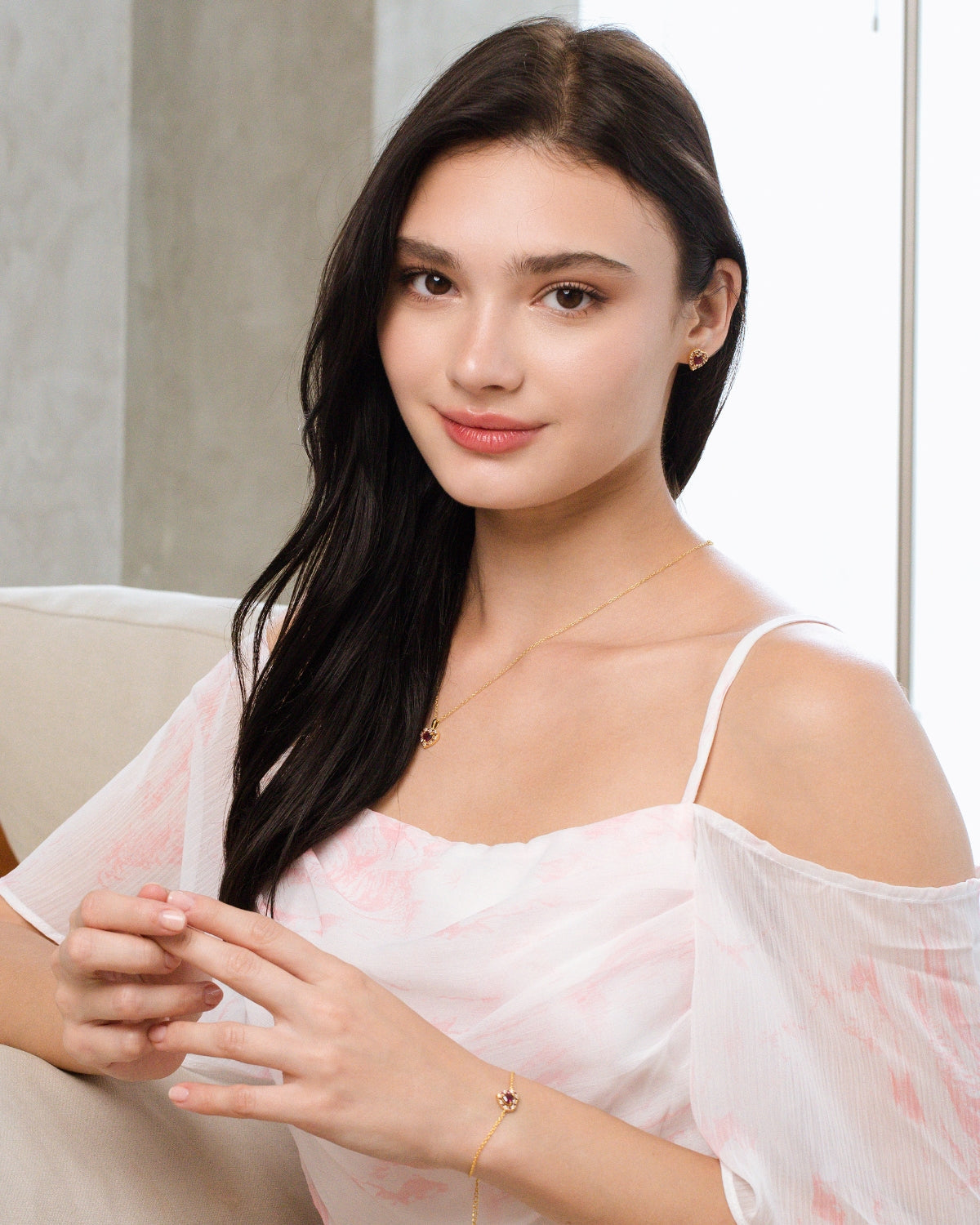 Red Heart Rhodolite Garnet Bracelet in 18k Gold Vermeil