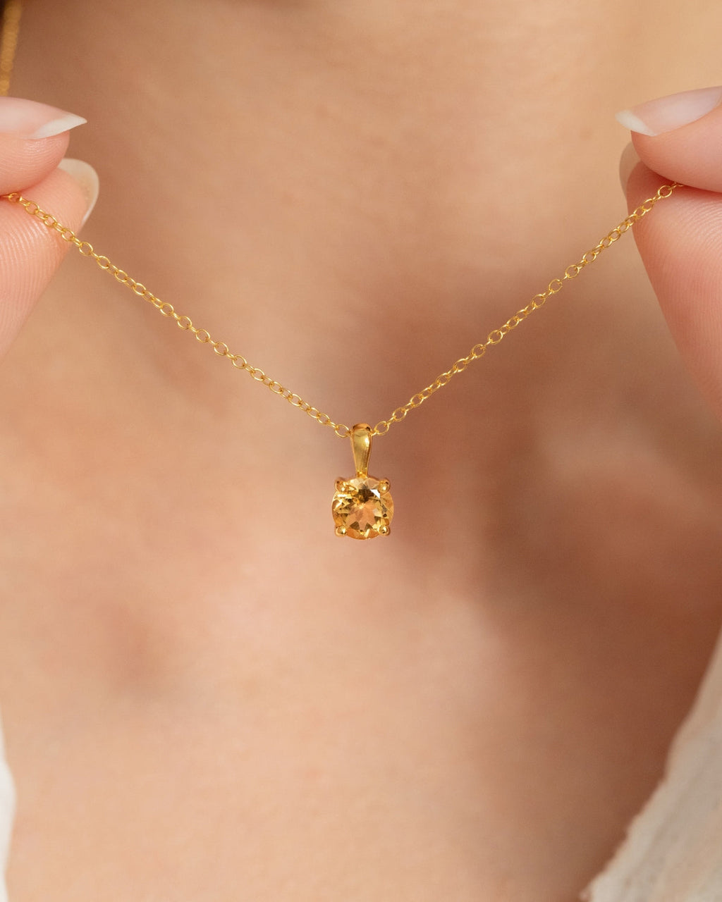 Citrine Solitaire Pendant Necklace in 18k Gold Vermeil