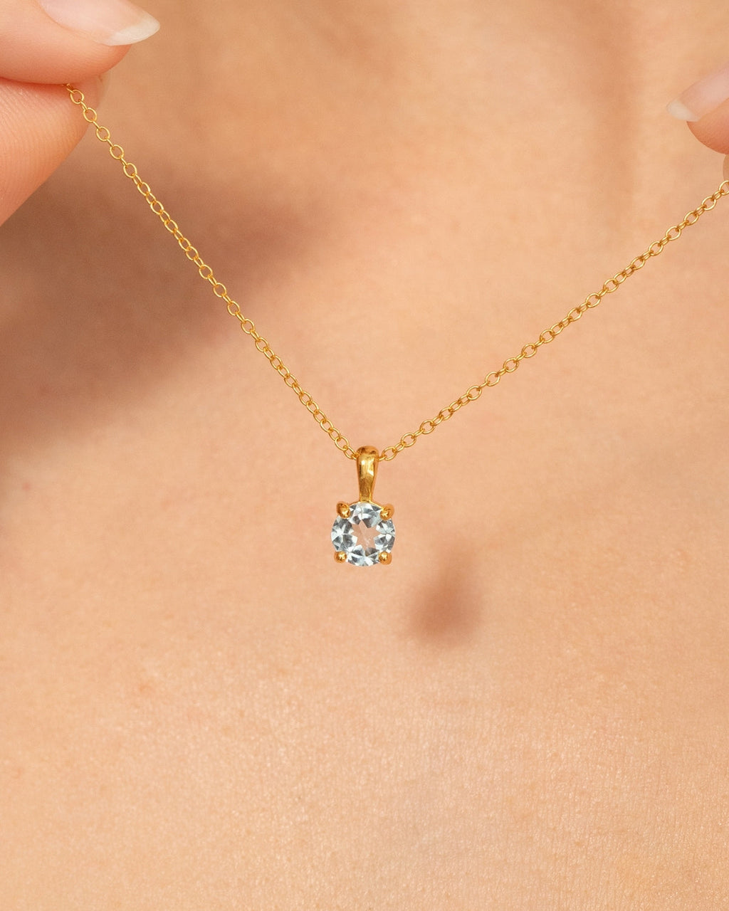 Sky Blue Topaz Solitaire Pendant Necklace in 18k Gold Vermeil