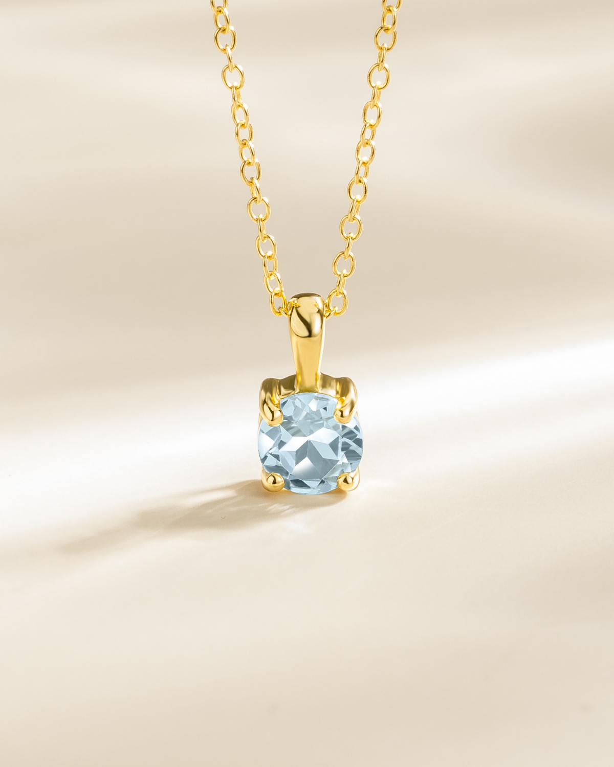 Sky Blue Topaz Solitaire Pendant Necklace in 18k Gold Vermeil