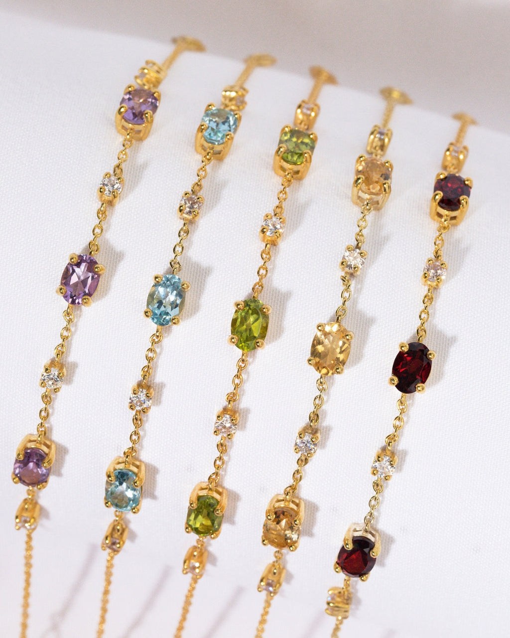 Garnet Bracelet in 18k Gold Vermeil