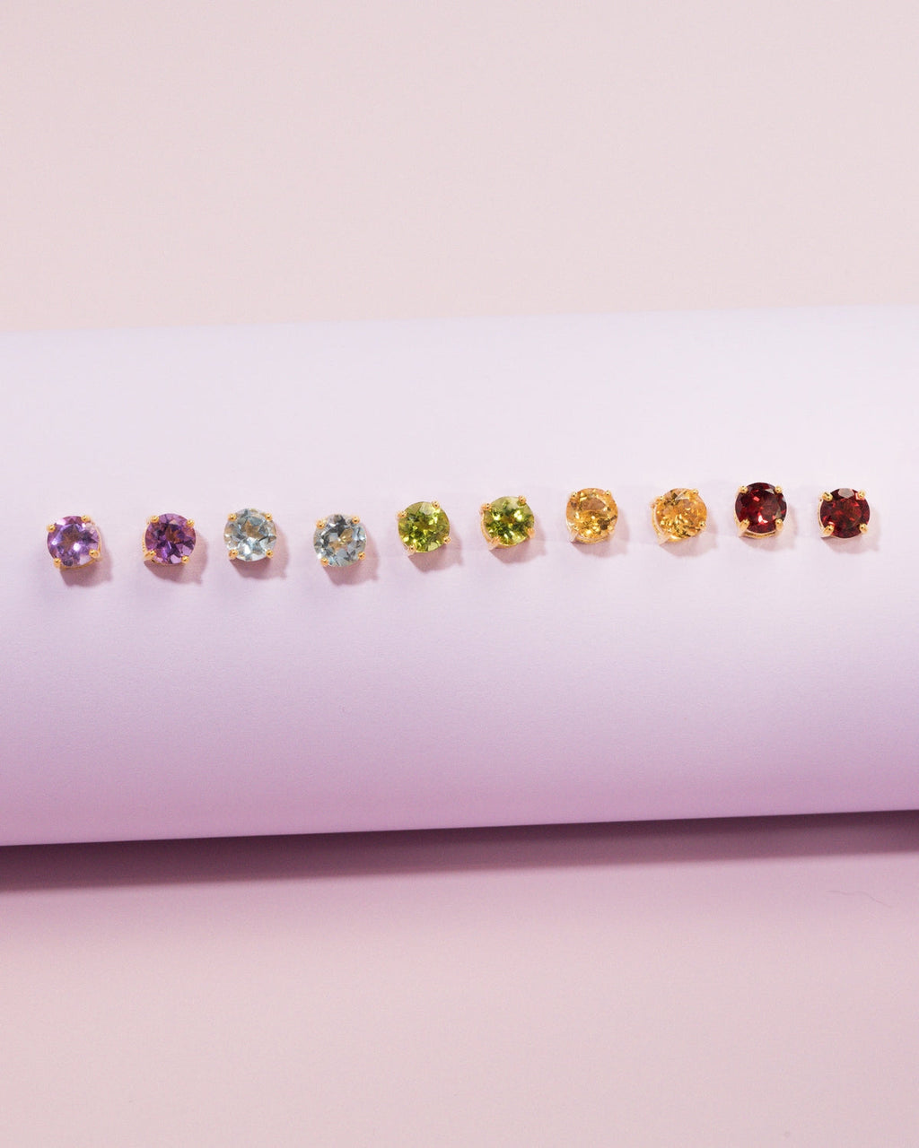 Garnet Round Stud Earrings 6 mm in 18k Gold Vermeil