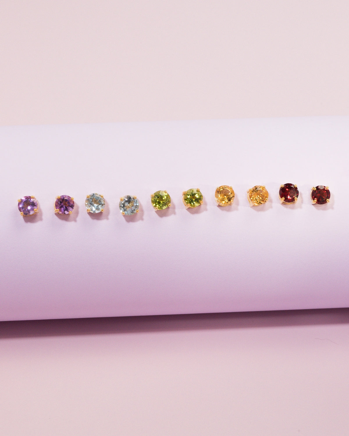 Garnet Round Stud Earrings 6 mm in 18k Gold Vermeil