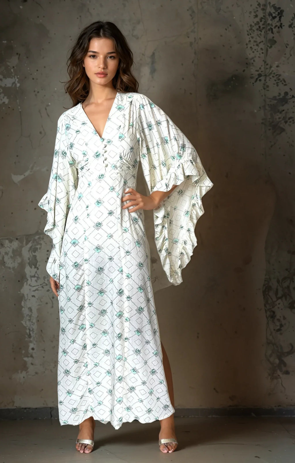 1970's Vintage Cream Printed Angel Sleeve Wedding Dress UK 8 - 14