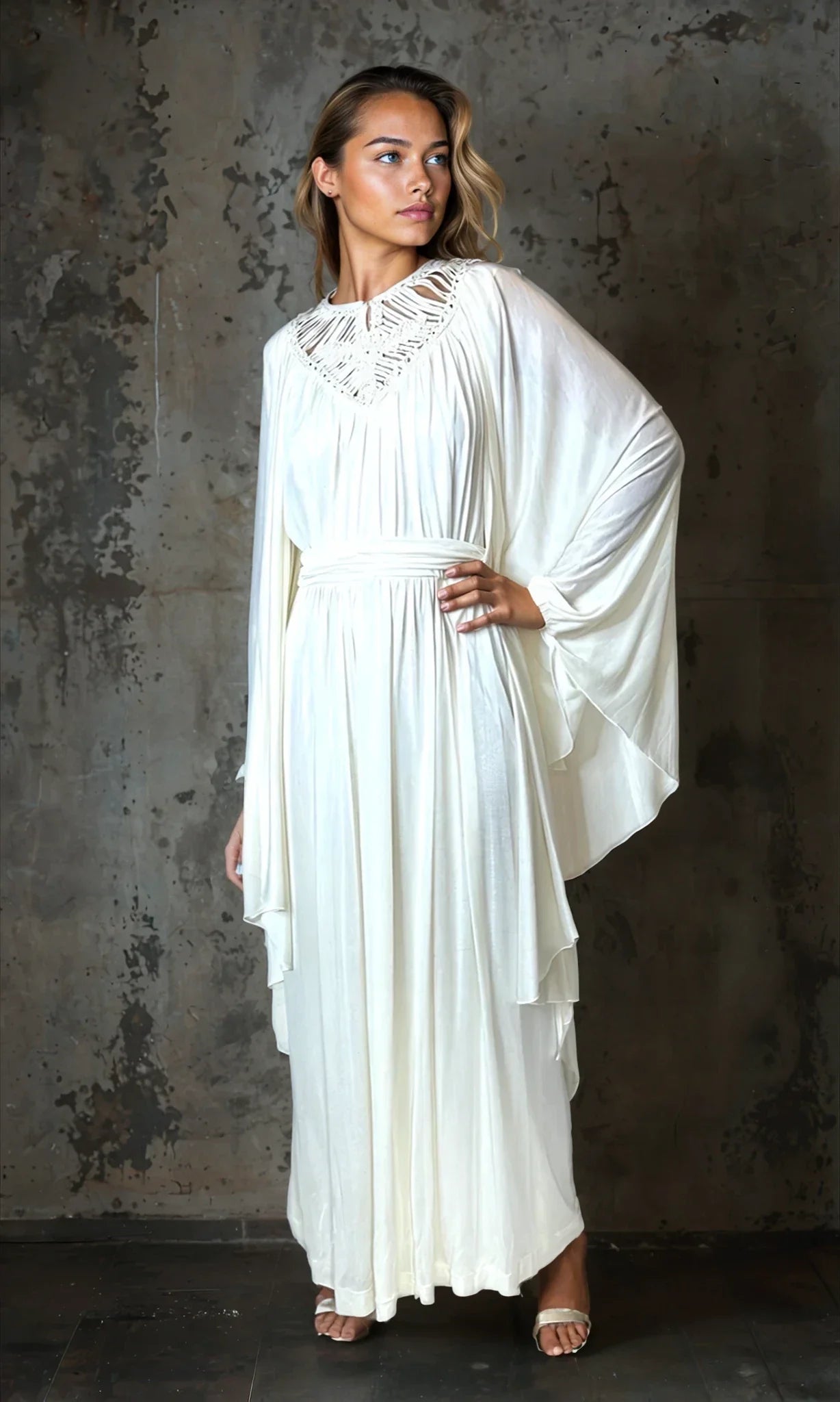 1970's Stunning Vintage Cream Goddess Wedding Dress UK 8 - 14