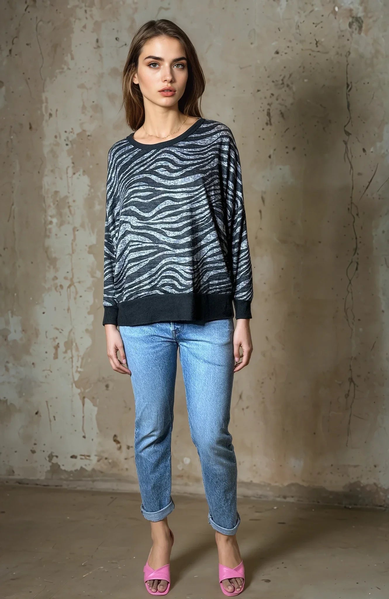 1980's Vintage Batwing Tiger Print Jumper UK 8 - 14