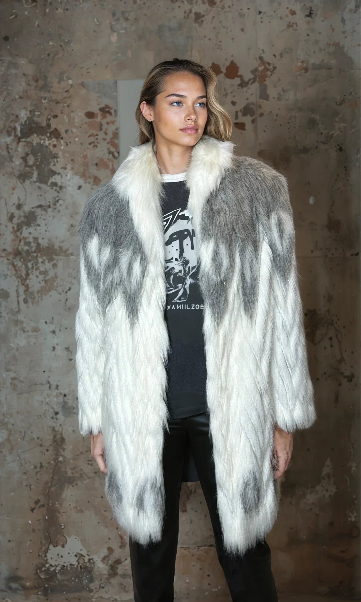 Original 1970's Vintage White / Grey Fox Faux Fur Coat UK 8 - 16