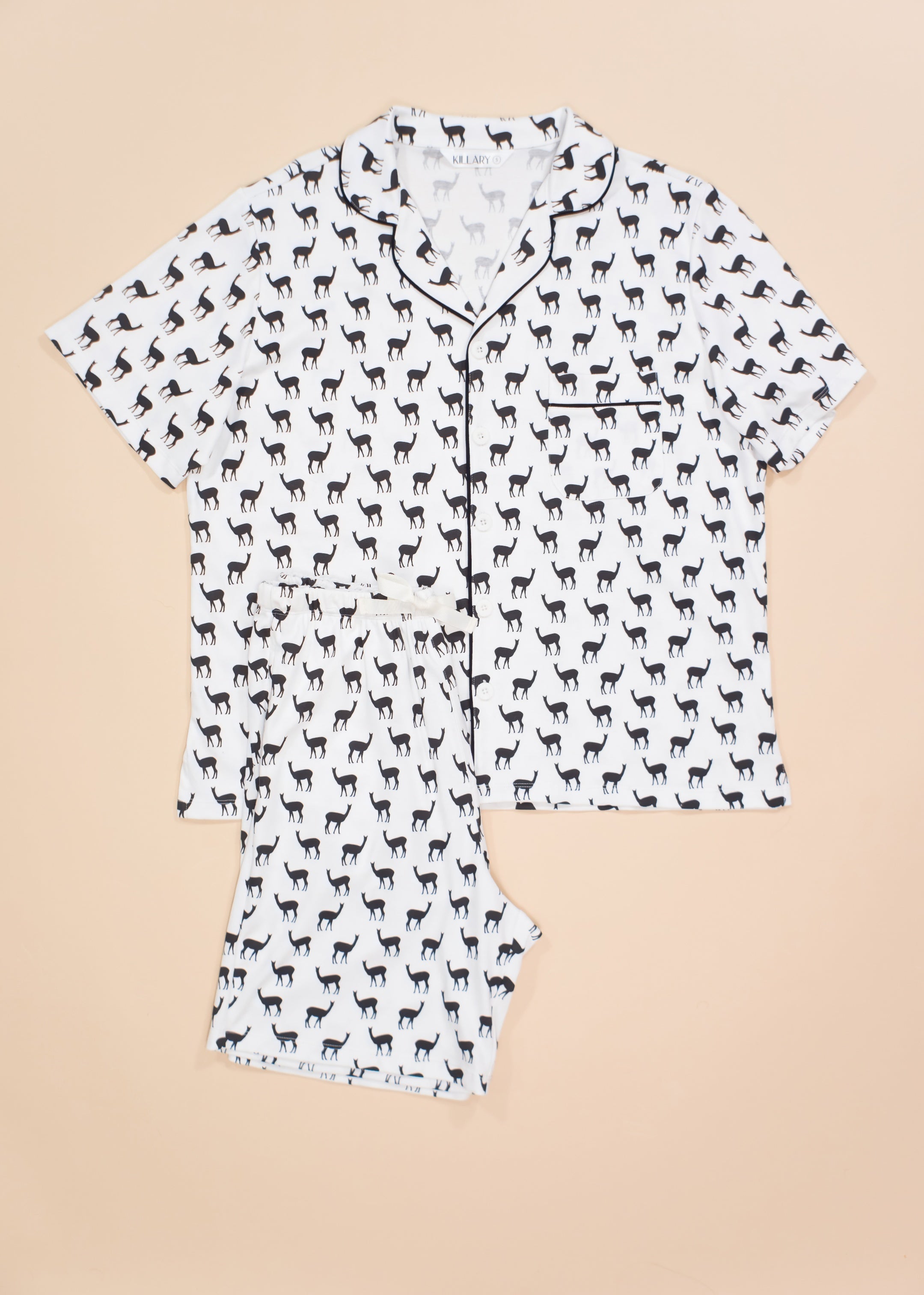 B&W vicunas set with short-sleeves top and short