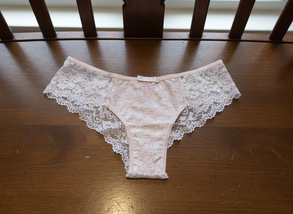 Queen Anne's Lace Women's Baby Pink Lingerie Set