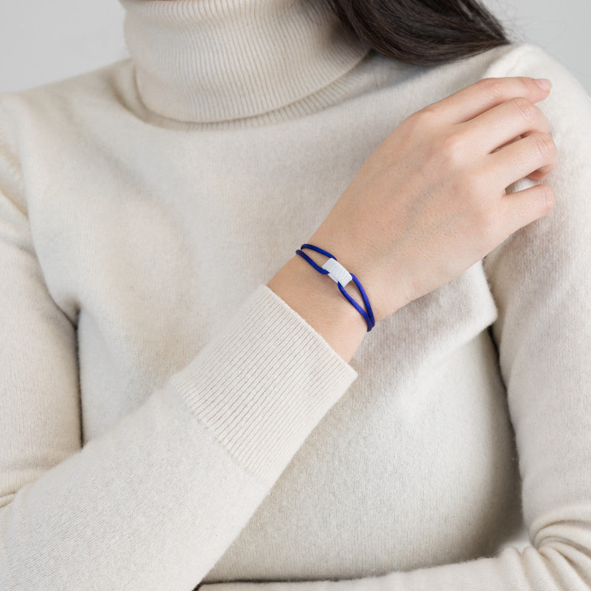 Snow Regent Cord Bracelet