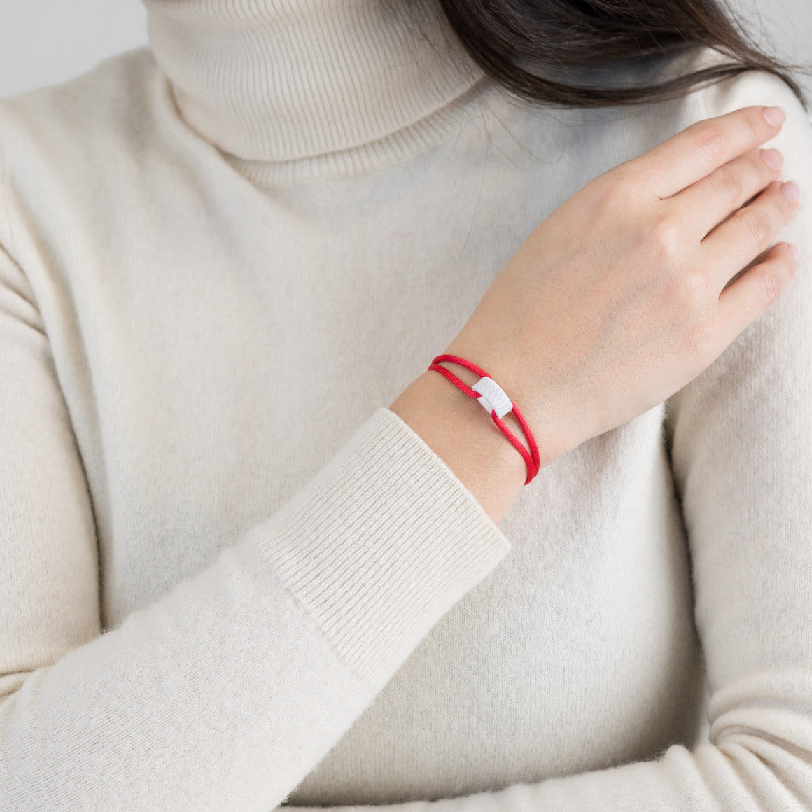 Snow Regent Cord Bracelet