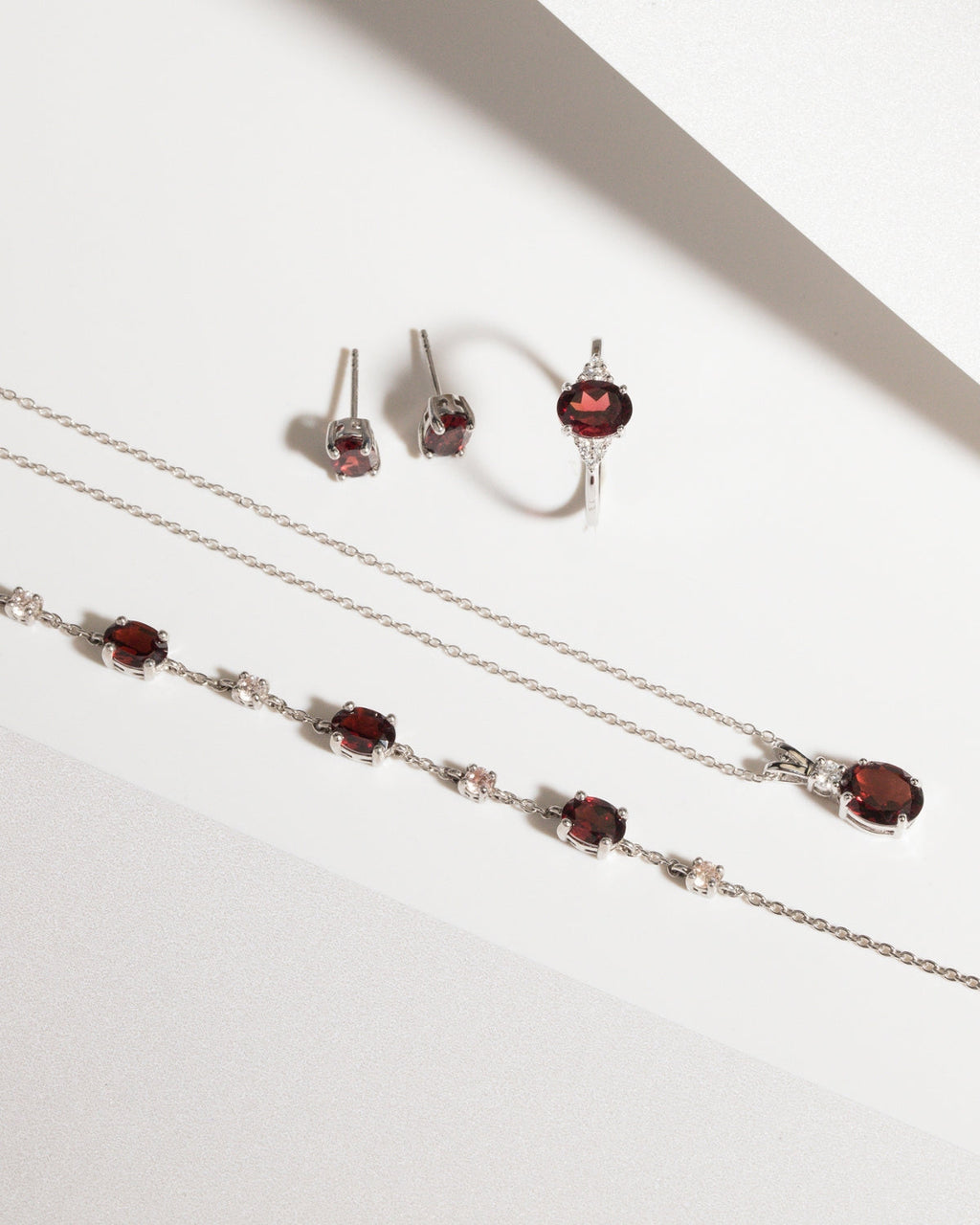 Garnet Bracelet in Sterling Silver