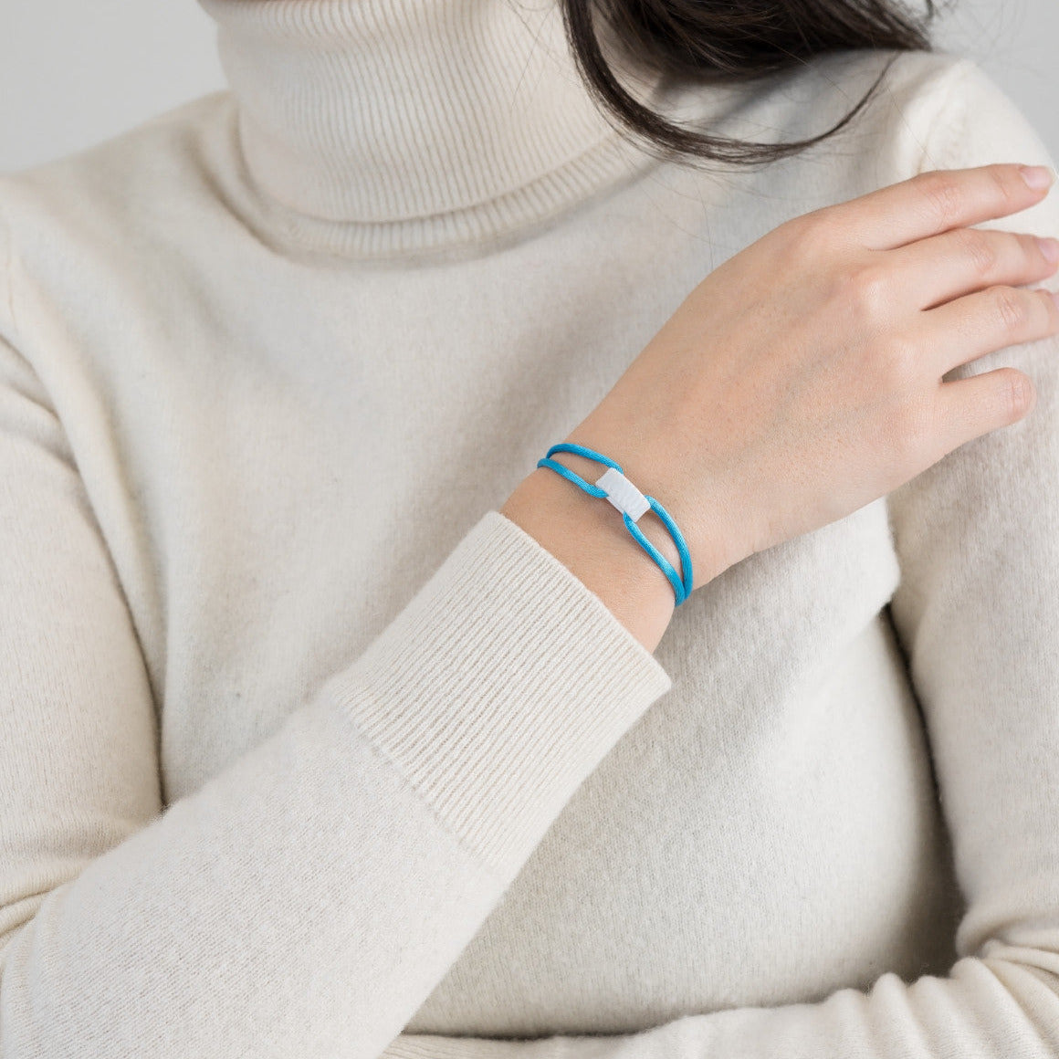 Snow Regent Cord Bracelet