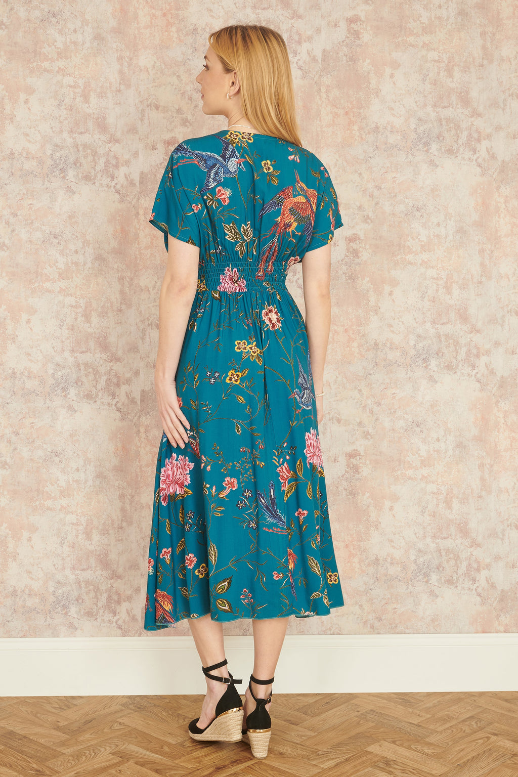 Yumi Teal Bird and Floral Print Ruched Waist Kimono Midi Dress