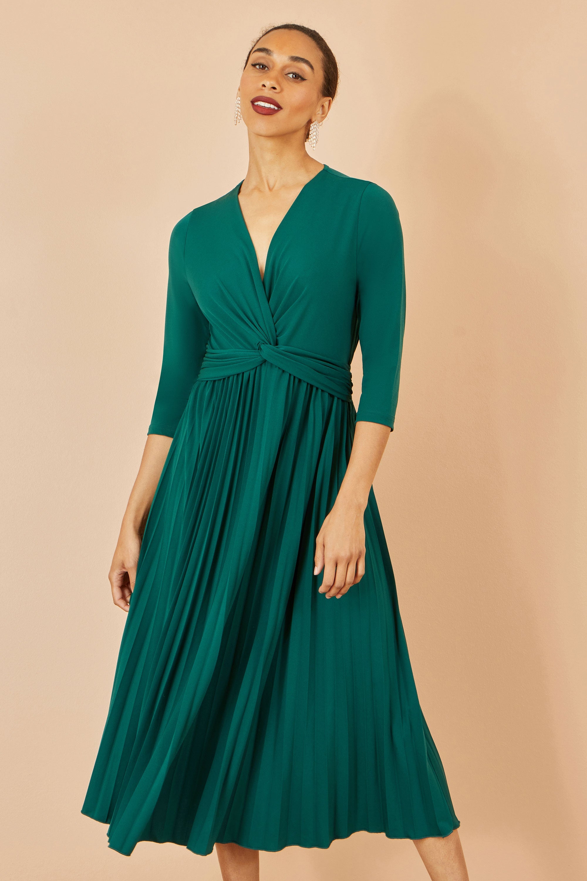Yumi Green Jersey Knot Waist Pleated Midi Dress