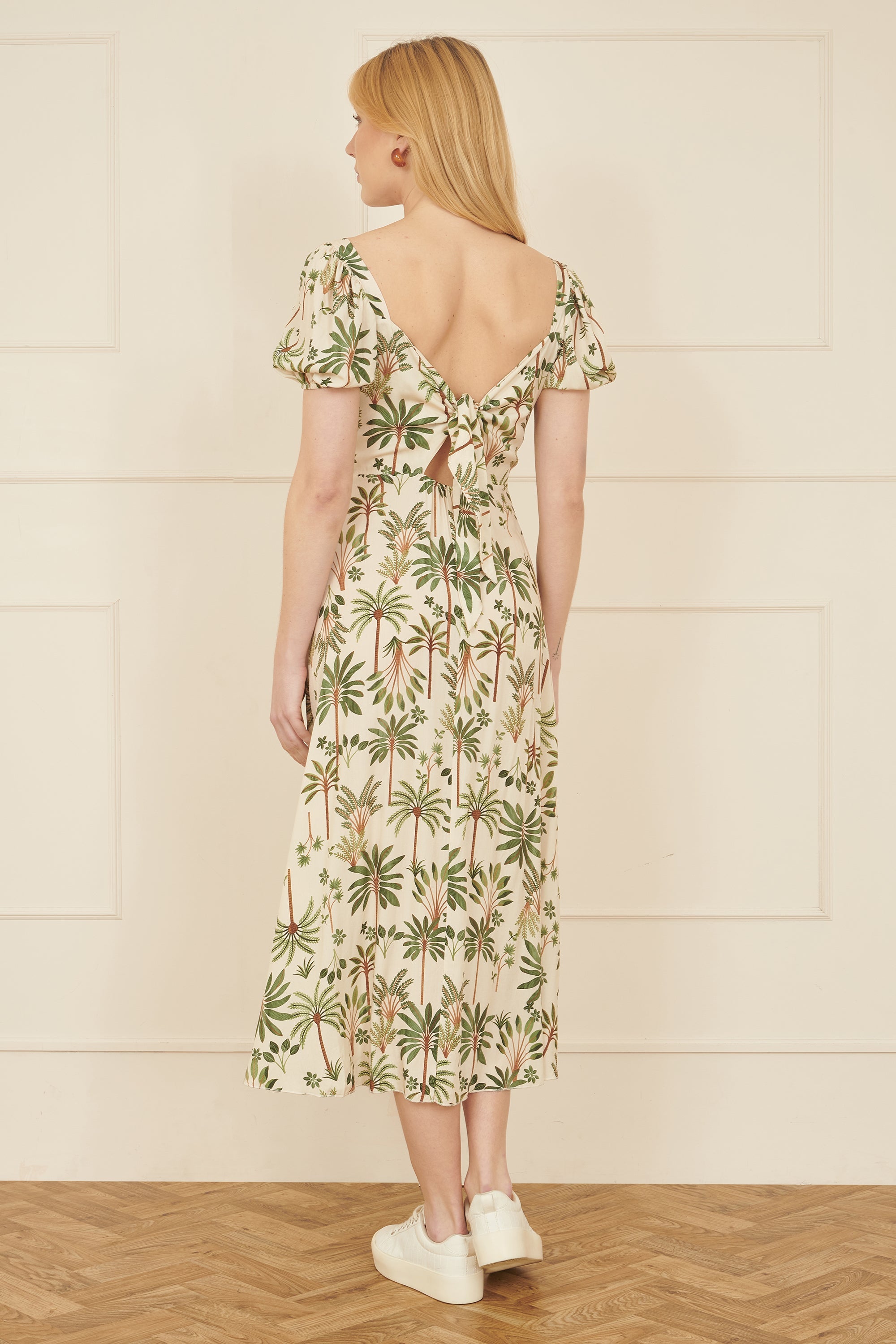 Yumi White Cotton Palm Print Ruched Midi Dress