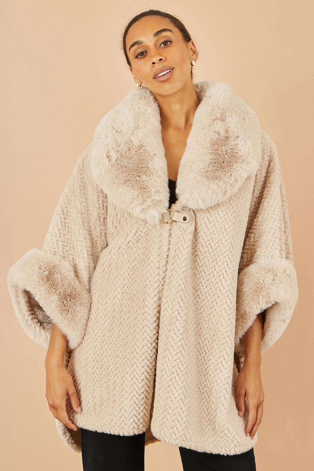Yumi Beige Textured Fur Lined Cape