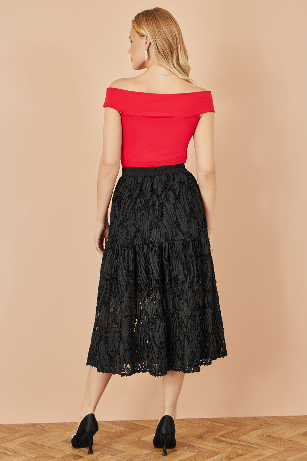 Yumi Black Mesh Applique Sequin Midi Skirt