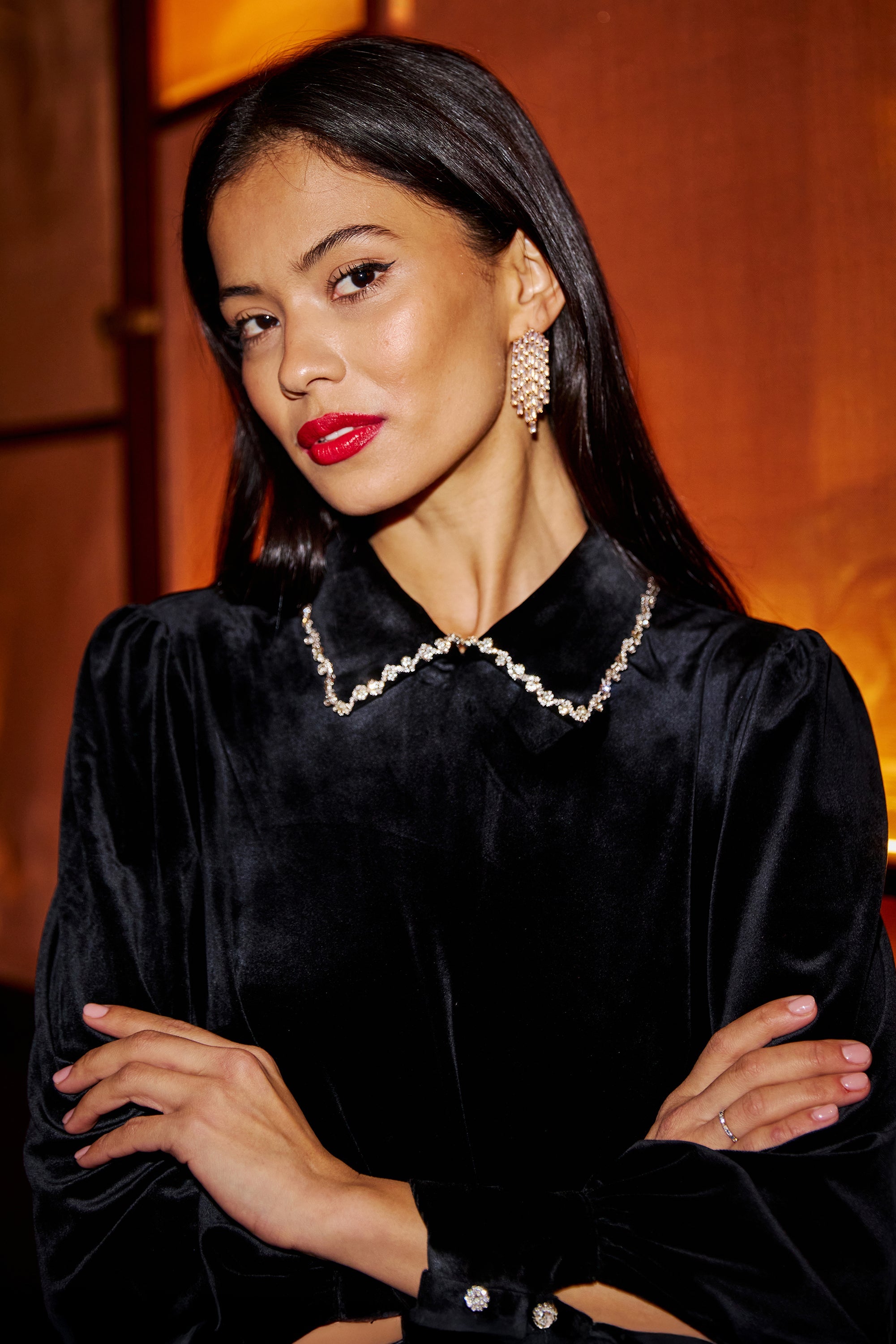 Yumi Black Long Sleeve Velvet Tunic With Diamante Collar