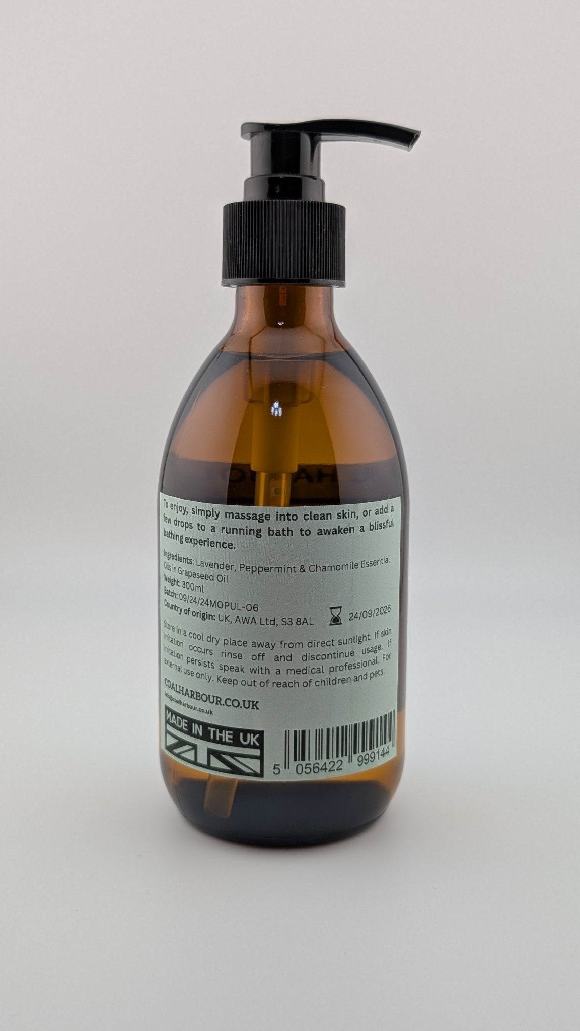 Aromatherapy Massage and Bath Oil - Relaxing With Lavender, Peppermint & Chamomile Essential Oils