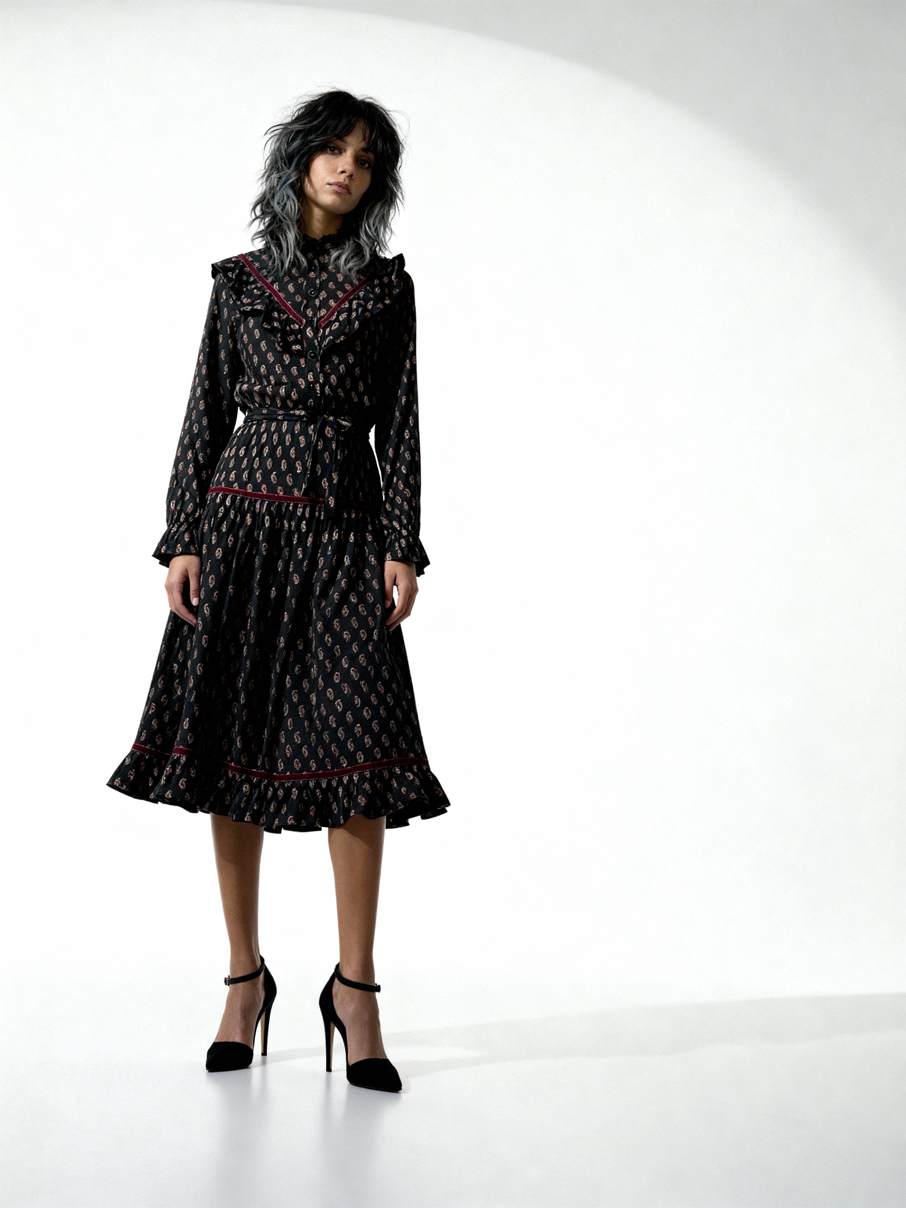 Original 1980's Vintage Paisley Print & Velvet Trim Black Dress UK 8 - 10