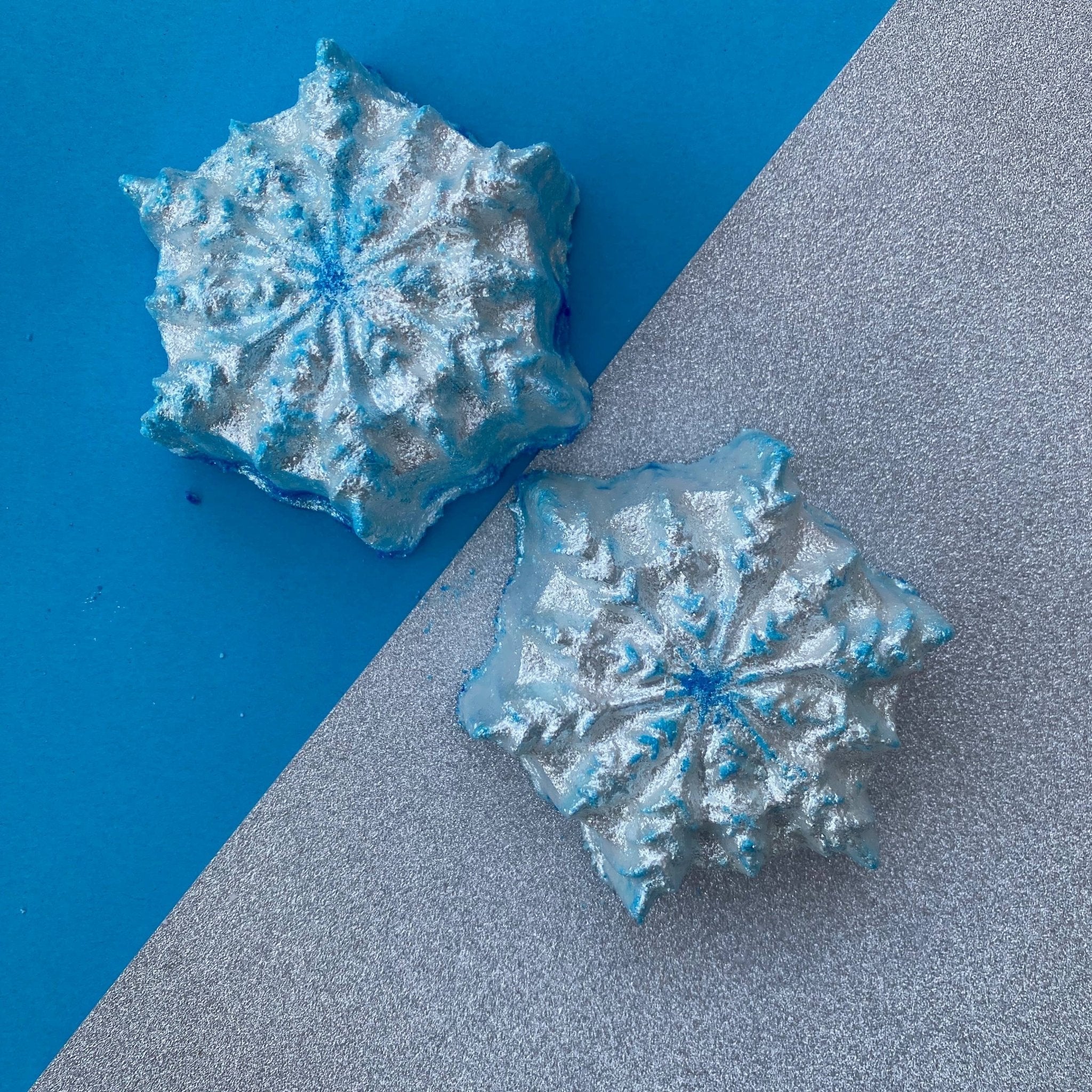 Christmas Shimmer Snowflake Bath Bomb