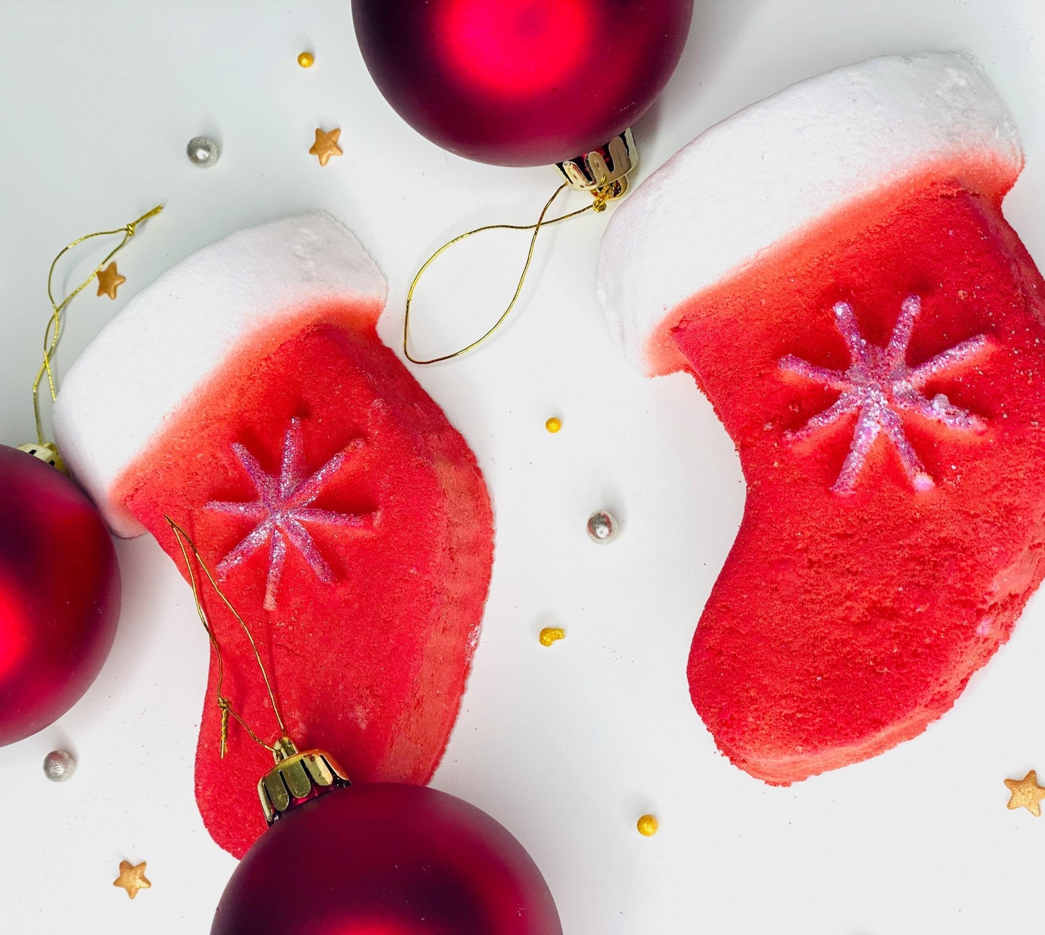 Christmas Stocking Bath Bomb with Hidden Colour