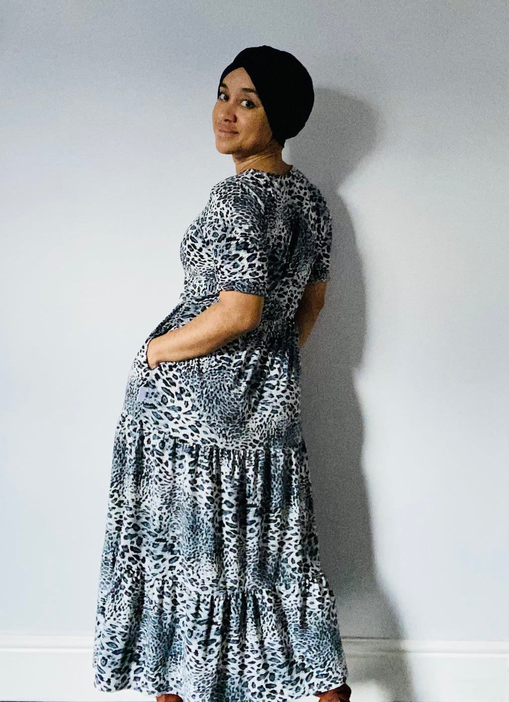 The Midi Breastfeeding Dress - Grey Leopard Cotton