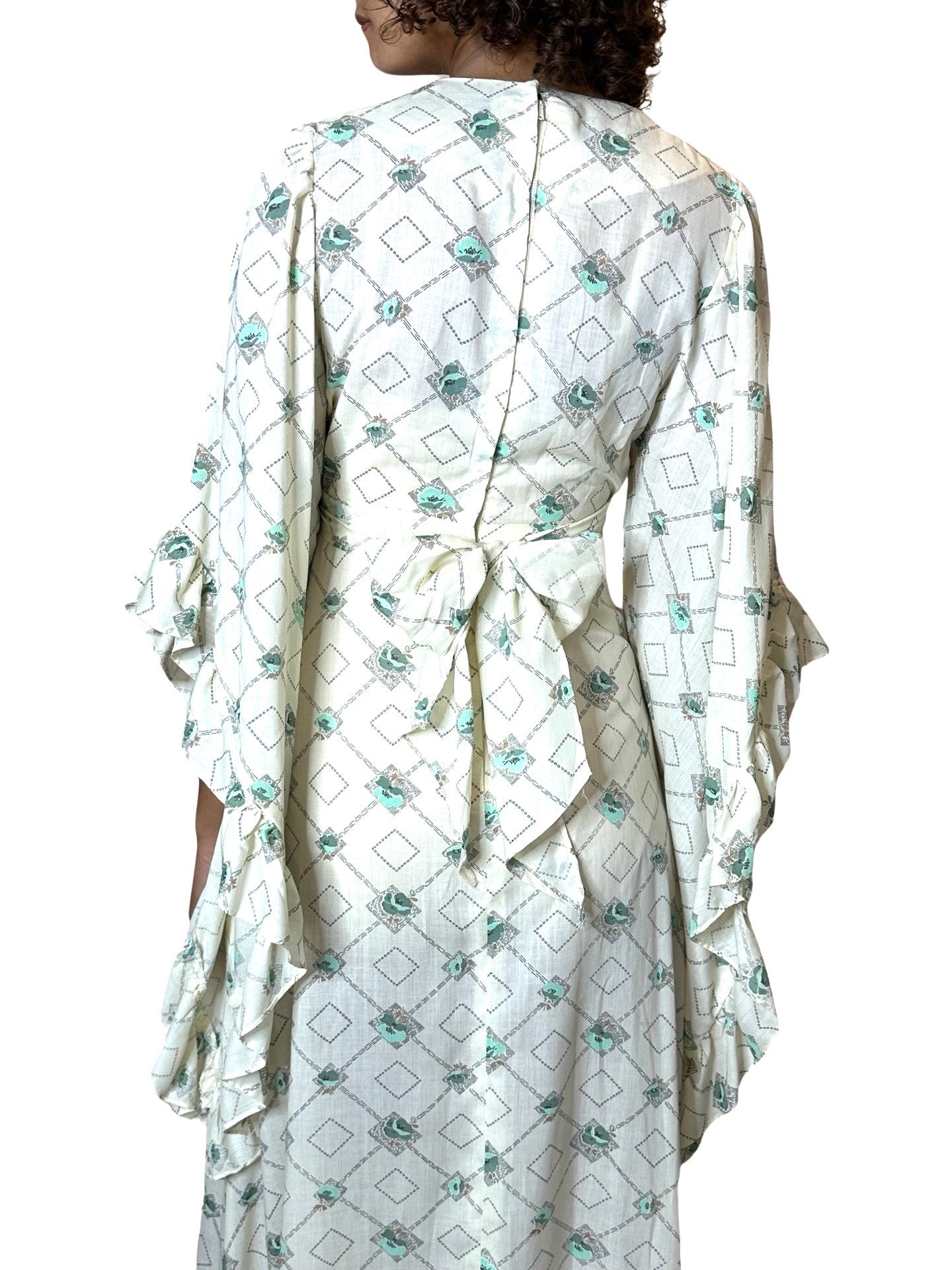 1970's Vintage Cream Printed Angel Sleeve Wedding Dress UK 8 - 14