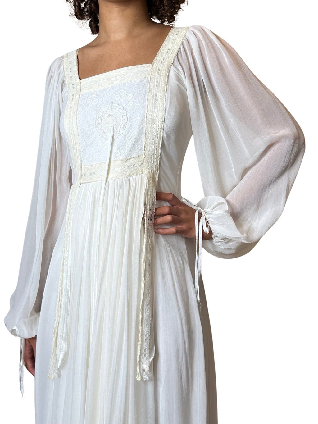 1970's Incredible Vintage White / Cream Silk Lace Wedding Dress UK 8 - 10