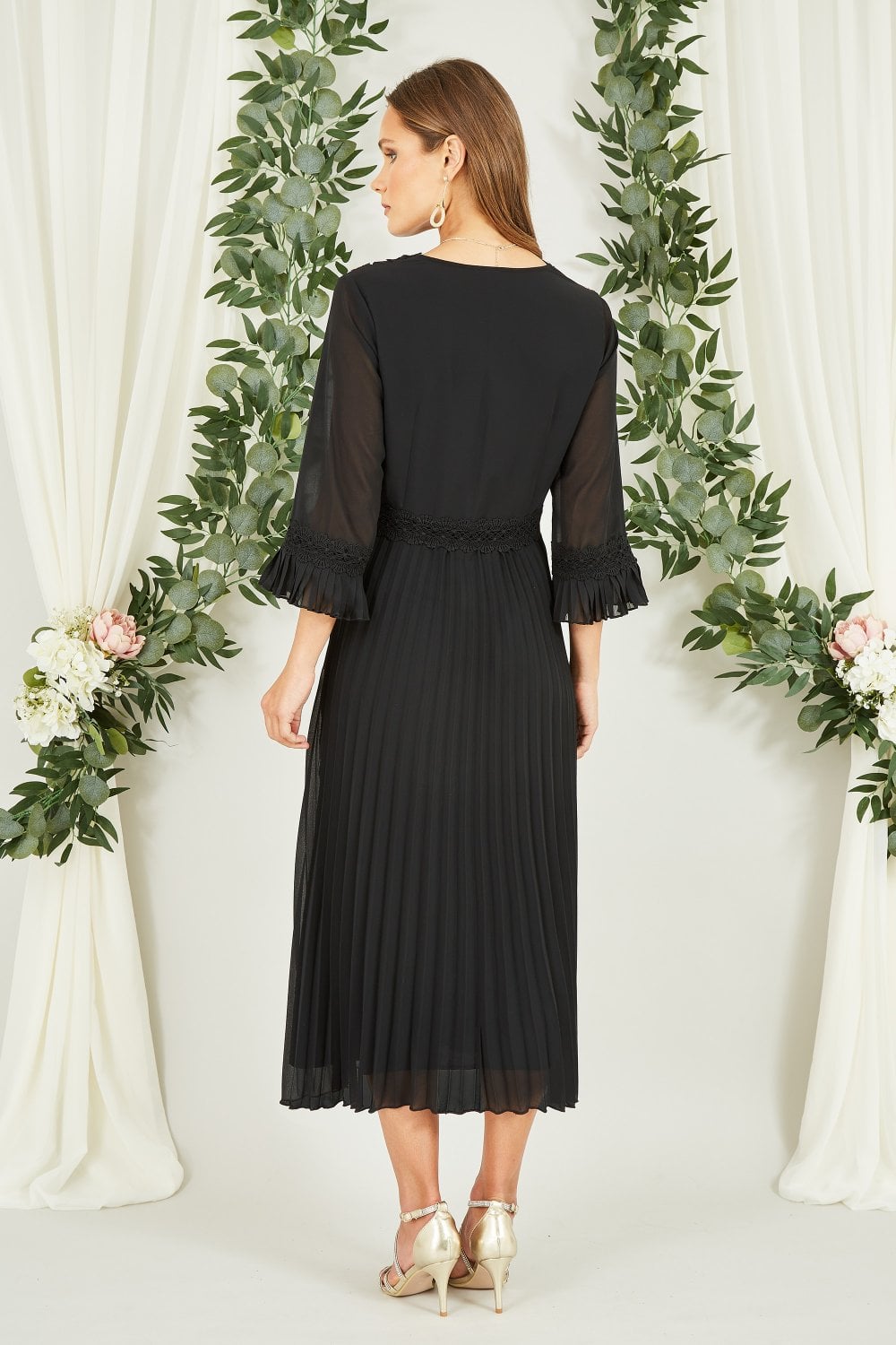 Yumi Black Embroidered Panel Midi Dress With Pleats
