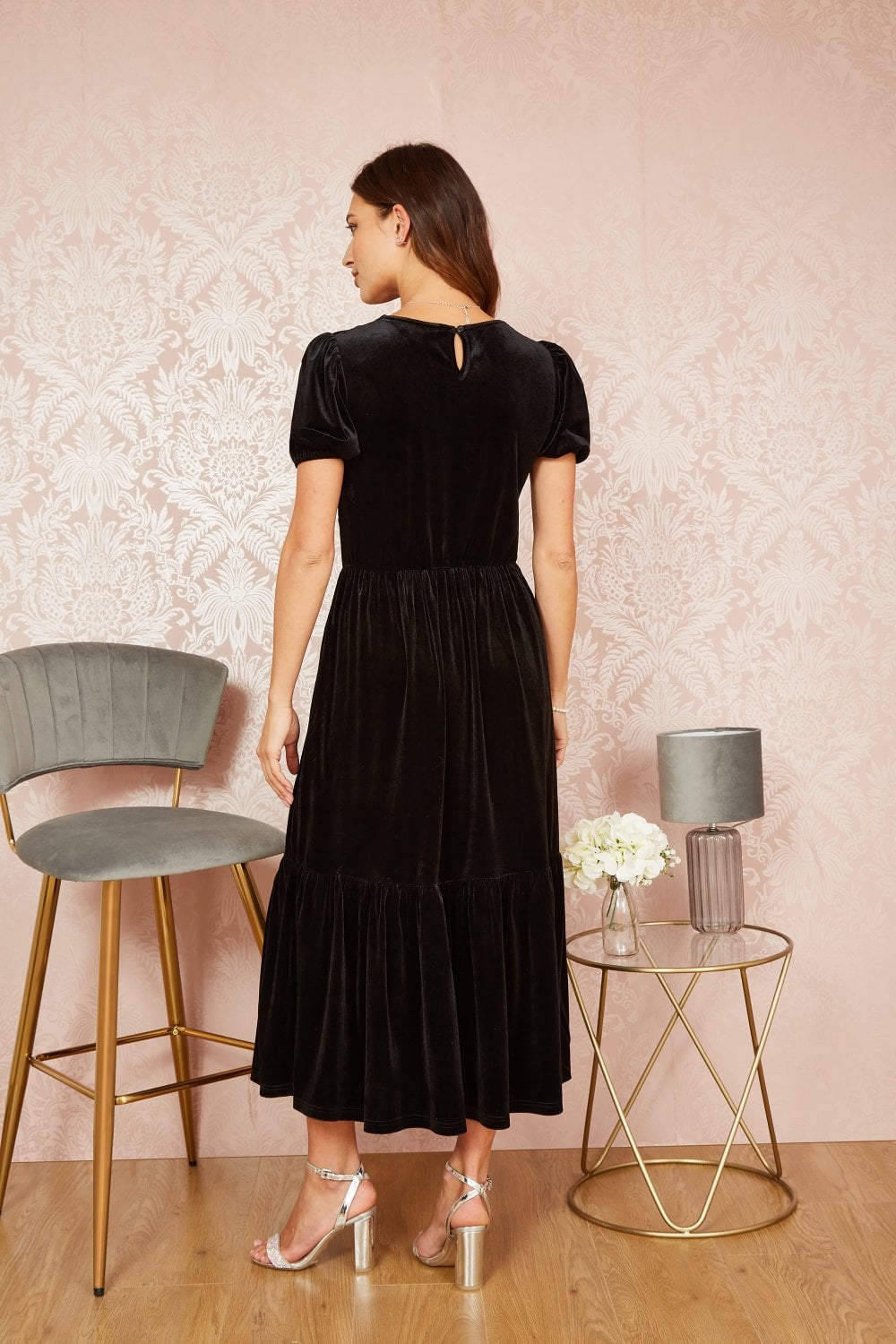 Yumi Black Velvet Midi Dress