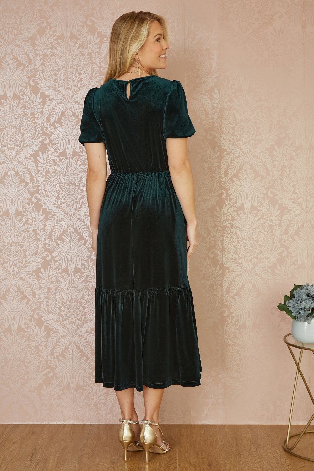 Yumi Green Velvet Midi Dress